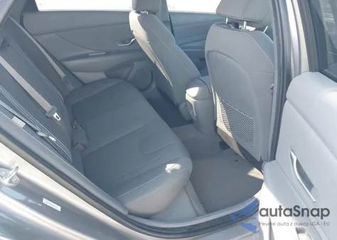 2024 Hyundai Elantra Sel z USA, uszkodzony, nr VIN KMHLS4DG9RU641929